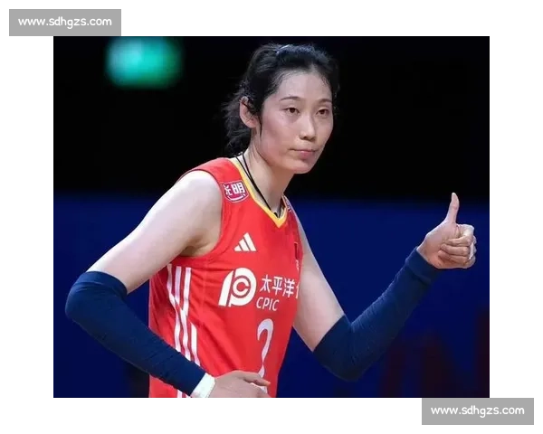 传奇与抉择：38 岁德吉纳罗封王背后，中国女排为何暂别朱婷？
