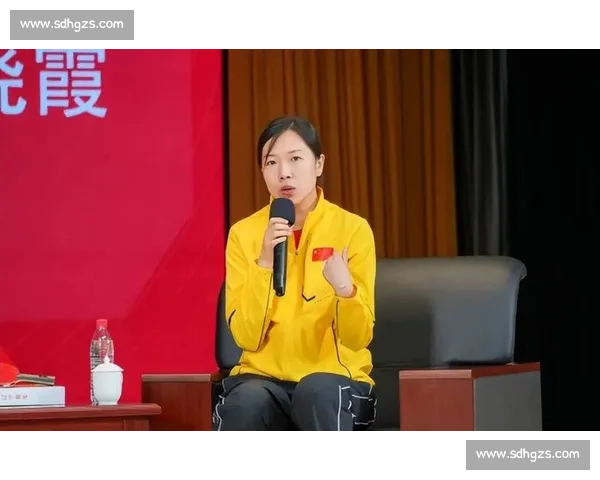 奥运冠军李晓霞:从赛场到讲台,平凡婚姻里的逆生长人生 奥运冠军李晓霞:从赛场到讲台,平凡婚姻里的逆生长人生